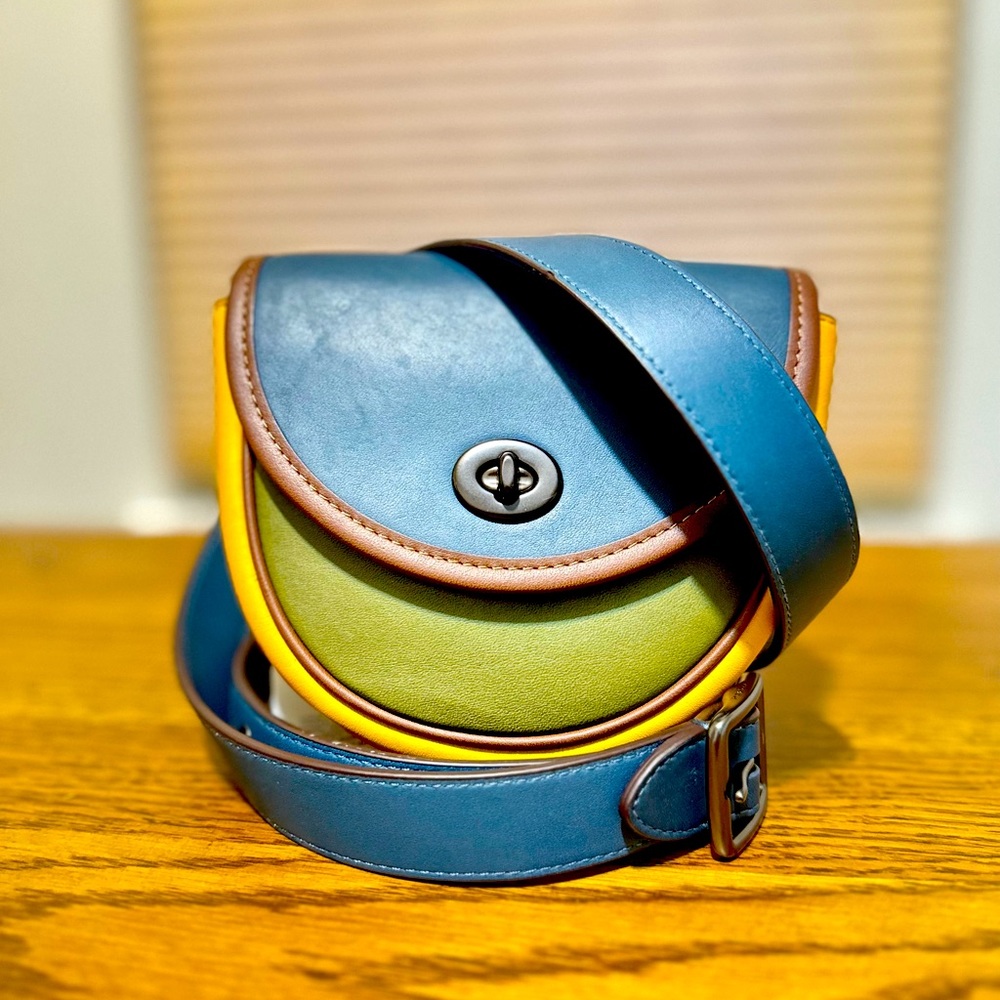 coach Turnlock Convertible Crossbody In Colorblock 107